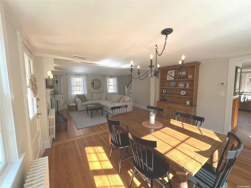 178 Harbor Road Stony Brook NY 11790