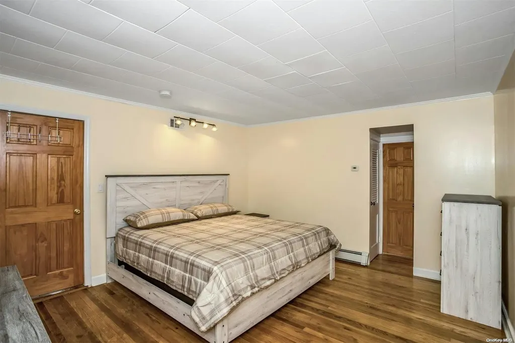 241 Denton Avenue Lynbrook NY 11563