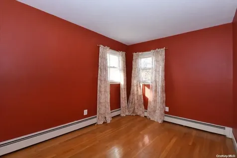 39 Walnut Avenue East East Farmingdale NY 11735