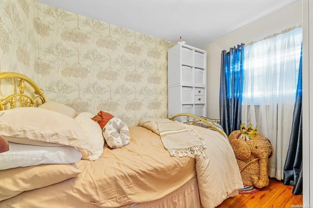 28-12 Astoria Boulevard Astoria NY 11102