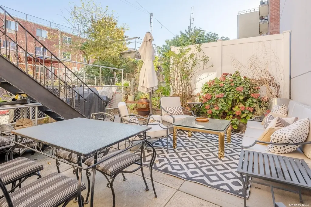 28-12 Astoria Boulevard Astoria NY 11102