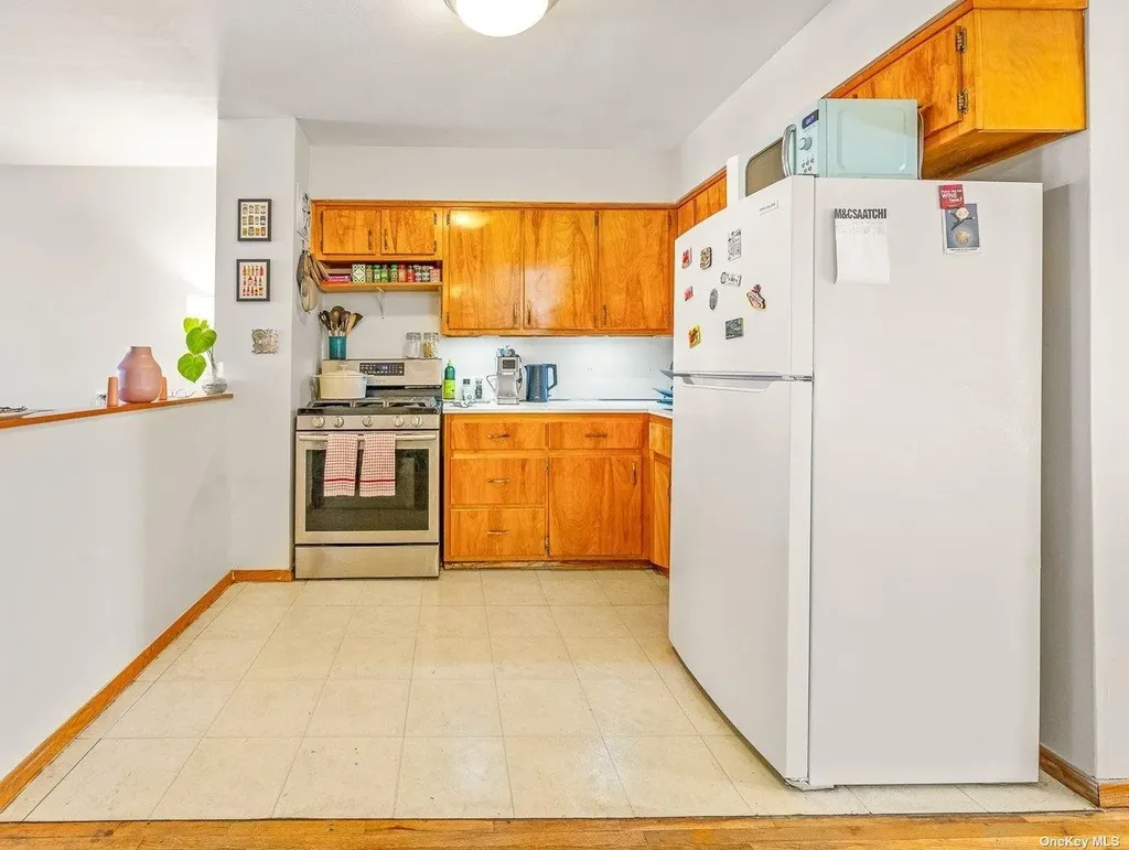 28-12 Astoria Boulevard Astoria NY 11102