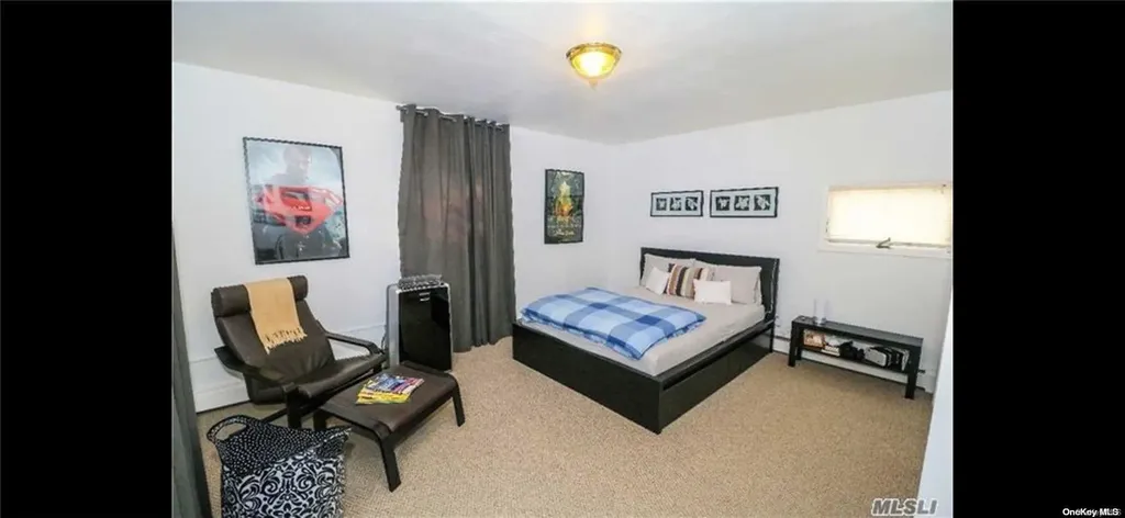 744 S 9th Street Lindenhurst NY 11757