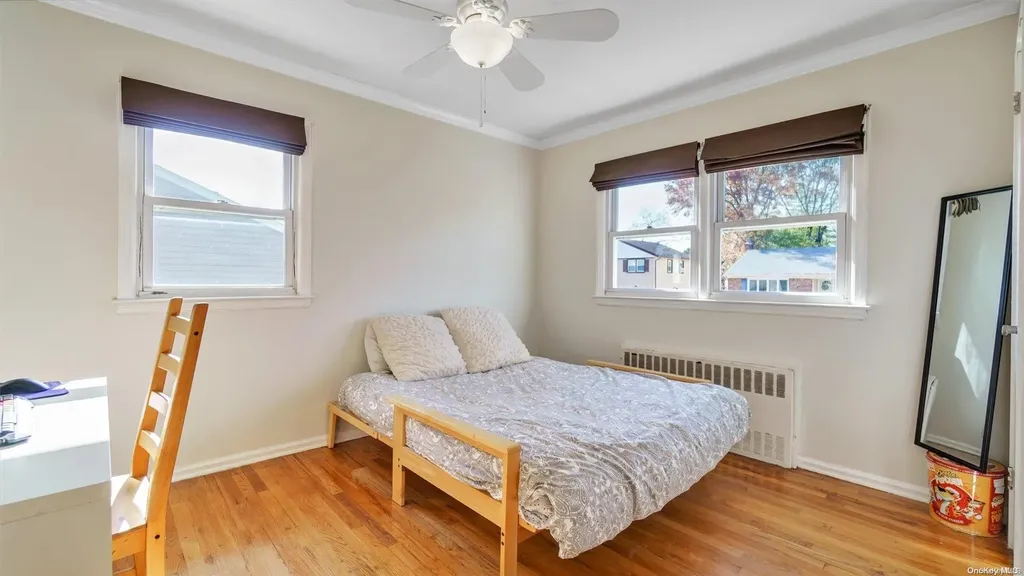 20 Eleanor Road Plainview NY 11803