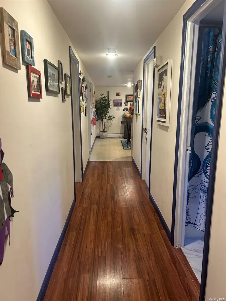 284 Irving Avenue Deer Park NY 11729