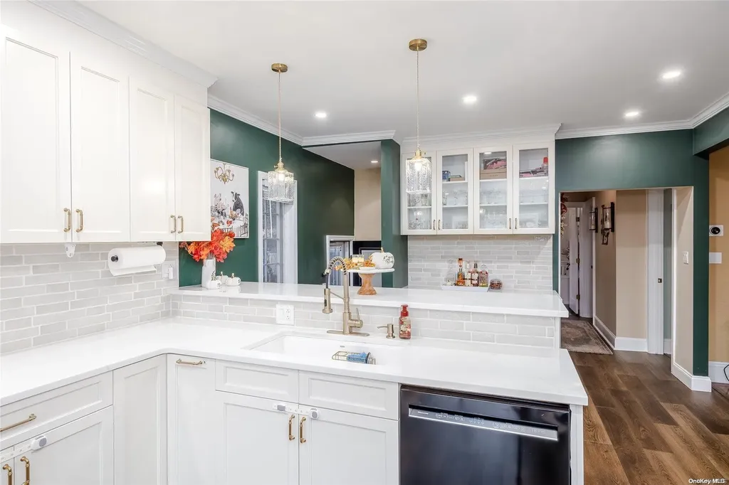 59 Lincoln Boulevard Merrick NY 11566