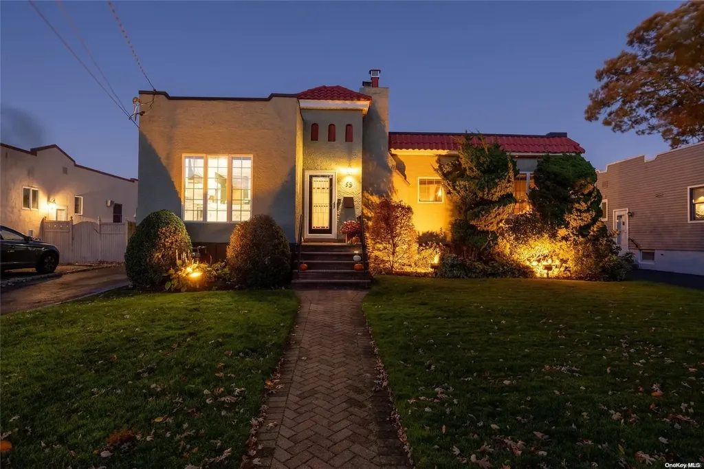 59 Lincoln Boulevard Merrick NY 11566