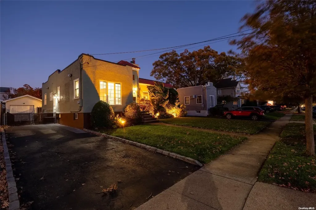59 Lincoln Boulevard Merrick NY 11566