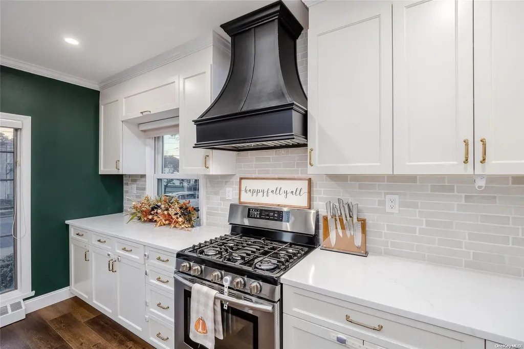 59 Lincoln Boulevard Merrick NY 11566