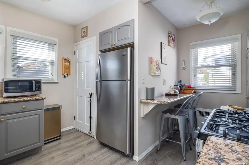 34 Central Parkway Merrick NY 11566