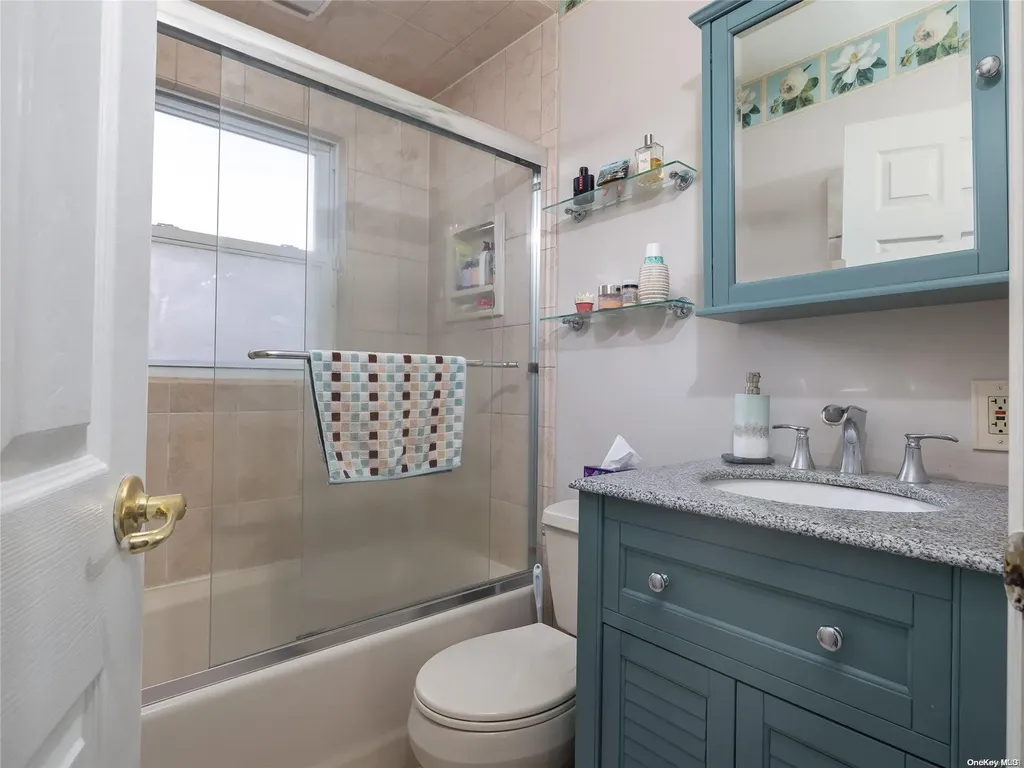 34 Central Parkway Merrick NY 11566
