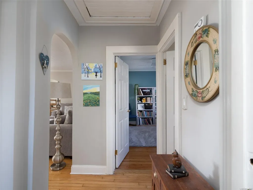 34 Central Parkway Merrick NY 11566