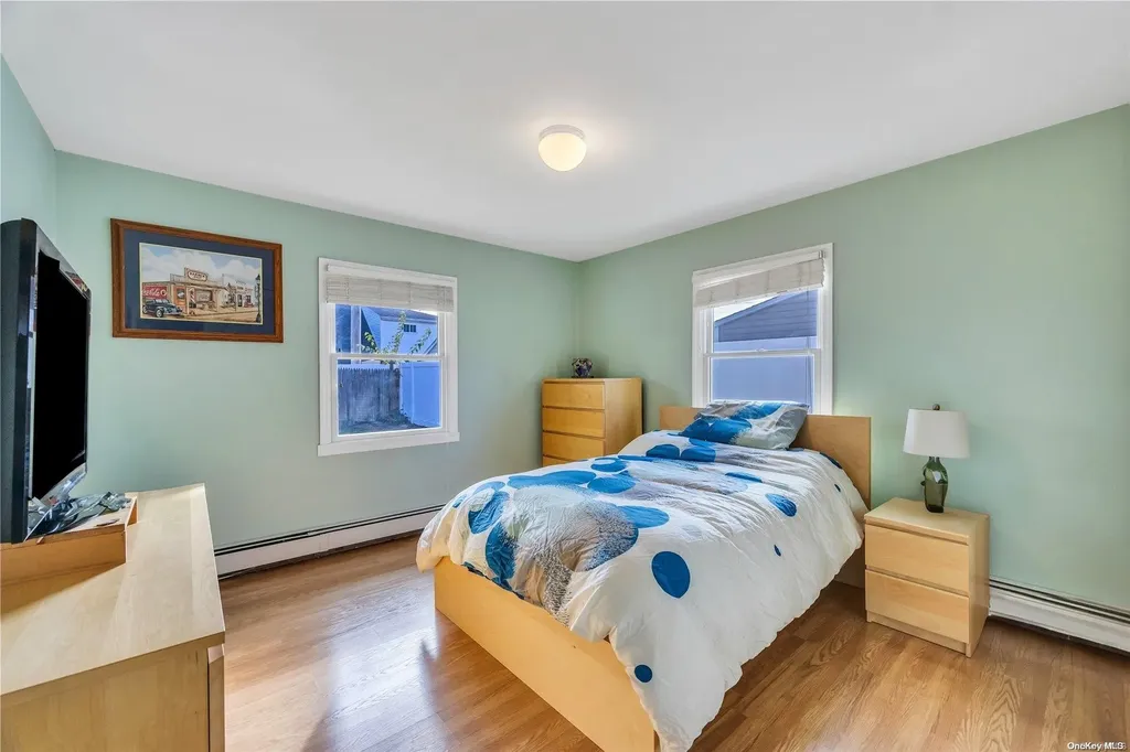 19 Coppersmith Road Levittown NY 11756