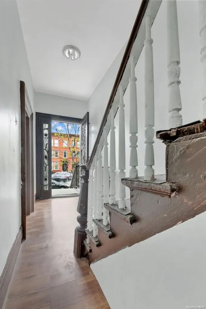 218 9th Street Brooklyn NY 11215