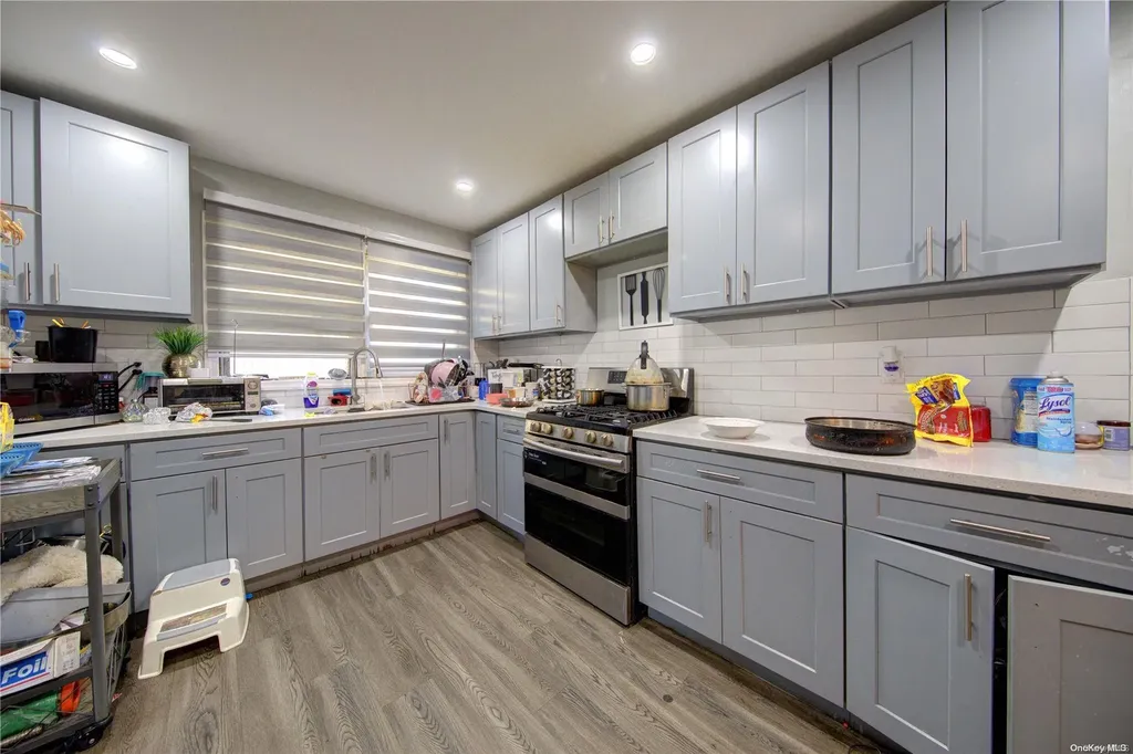 44 Harriet Avenue Hempstead NY 11550