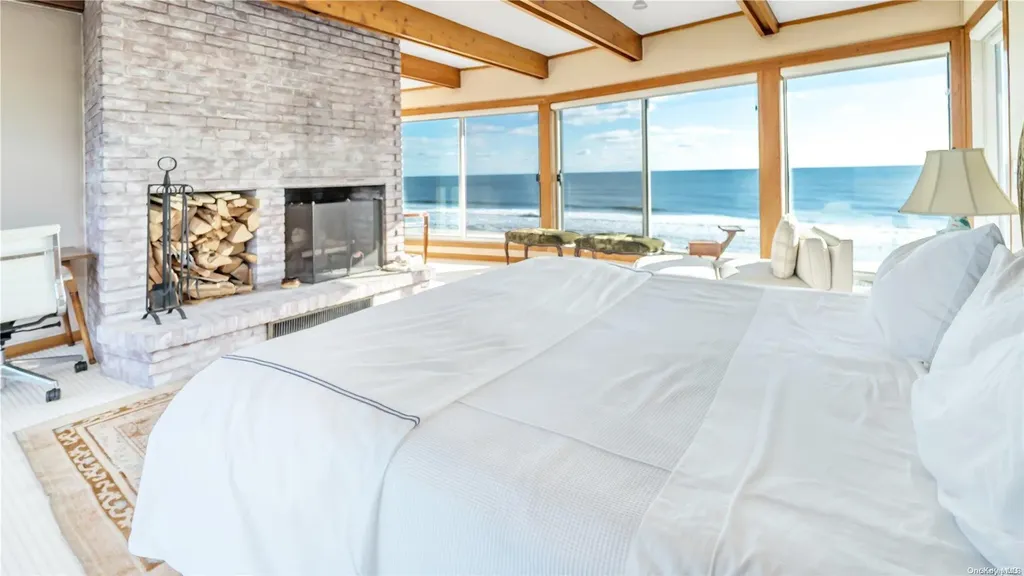 222 Dune Quogue NY 11959