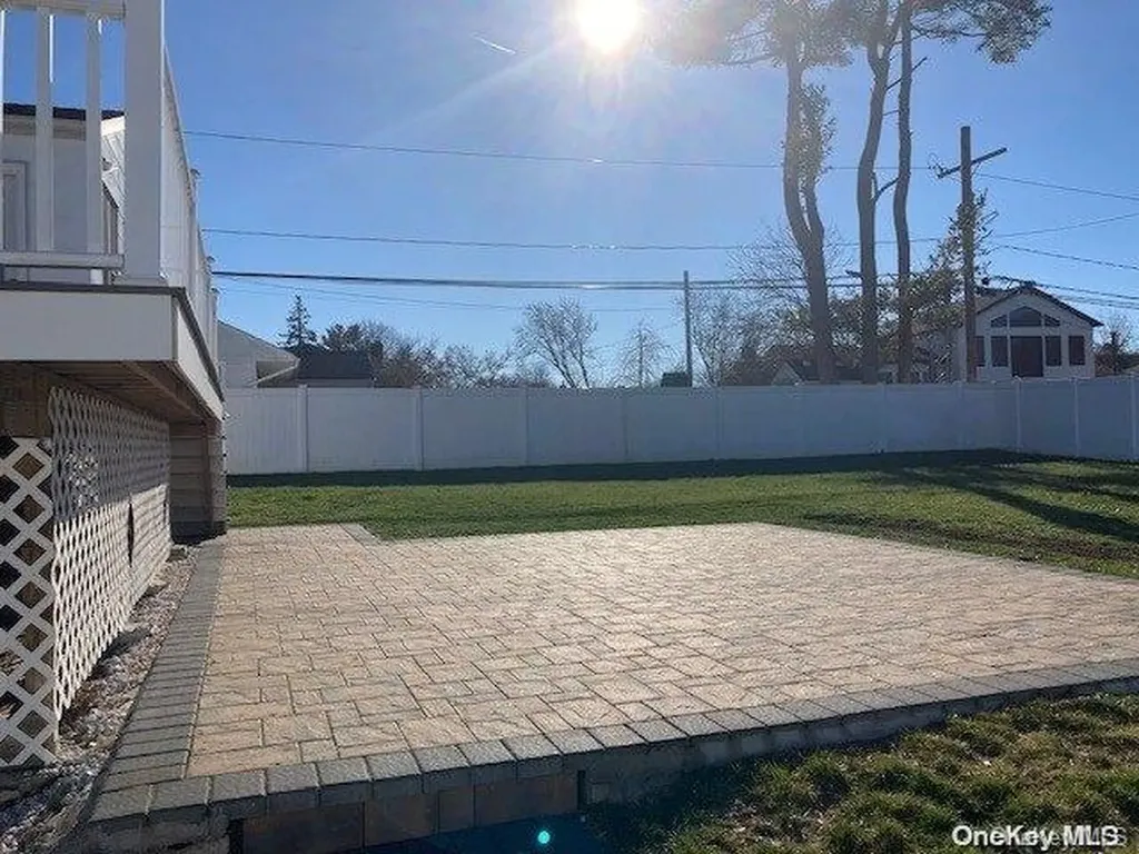 8 Balsam Lane Commack NY 11725