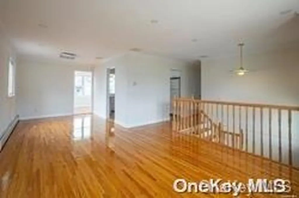 8 Balsam Lane Commack NY 11725