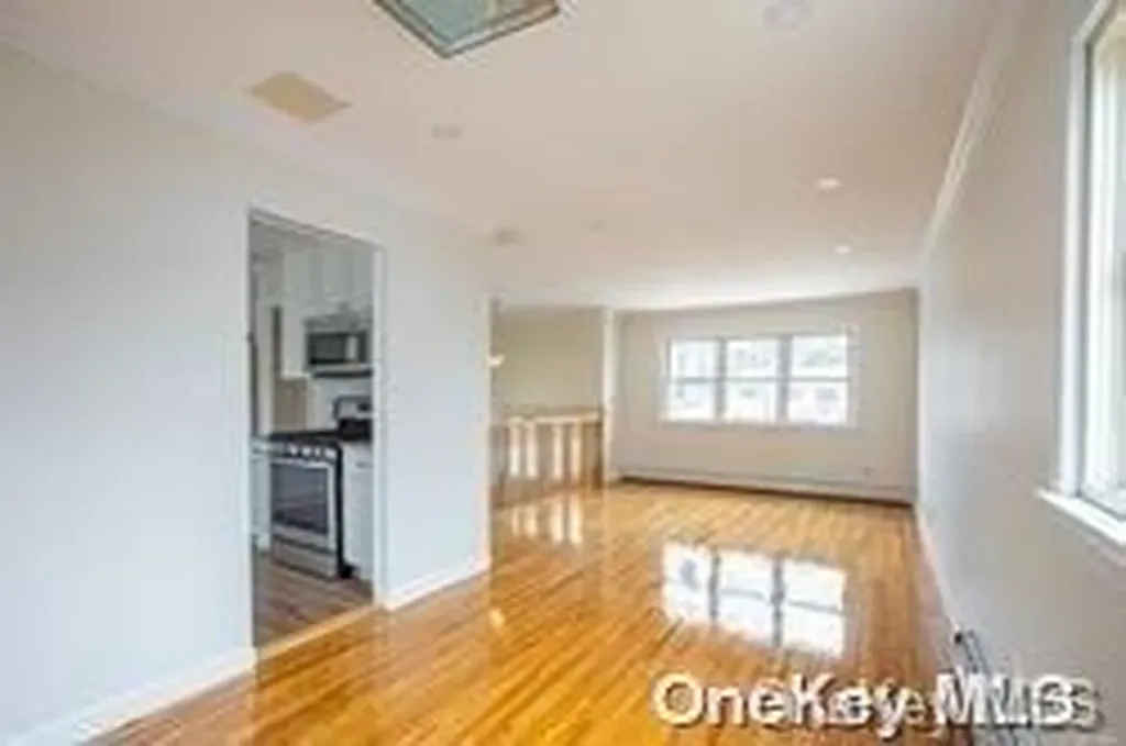 8 Balsam Lane Commack NY 11725
