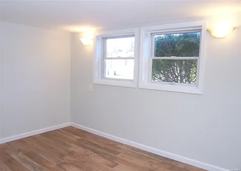 85 Irving Avenue Lindenhurst NY 11757