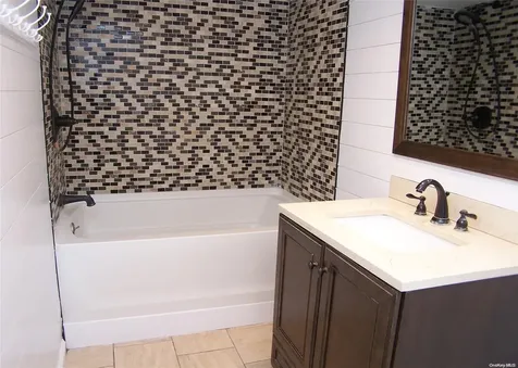 85 Irving Avenue Lindenhurst NY 11757