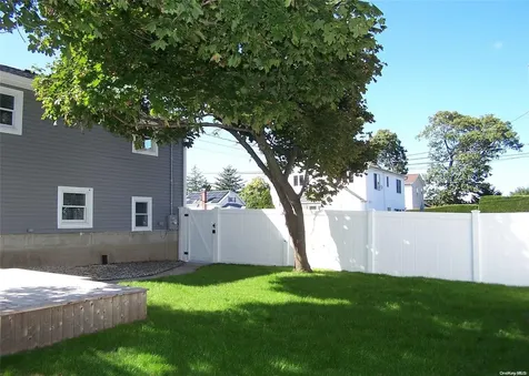 85 Irving Avenue Lindenhurst NY 11757