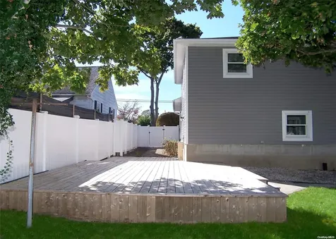 85 Irving Avenue Lindenhurst NY 11757