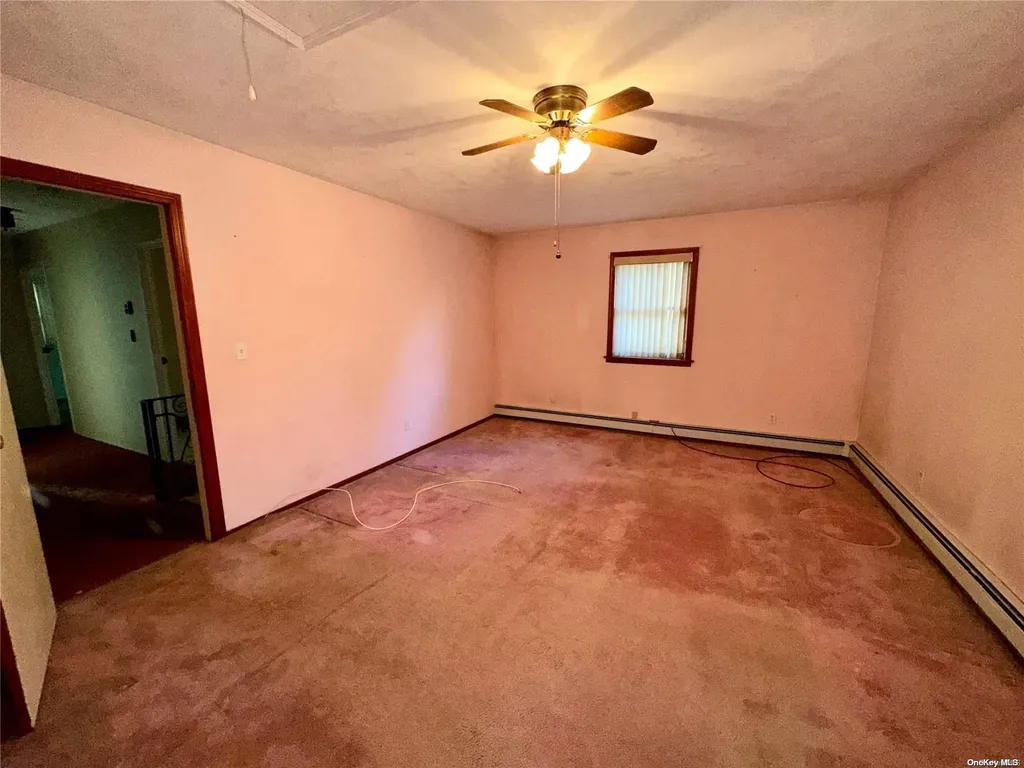 17 Summercress Lane Coram NY 11727