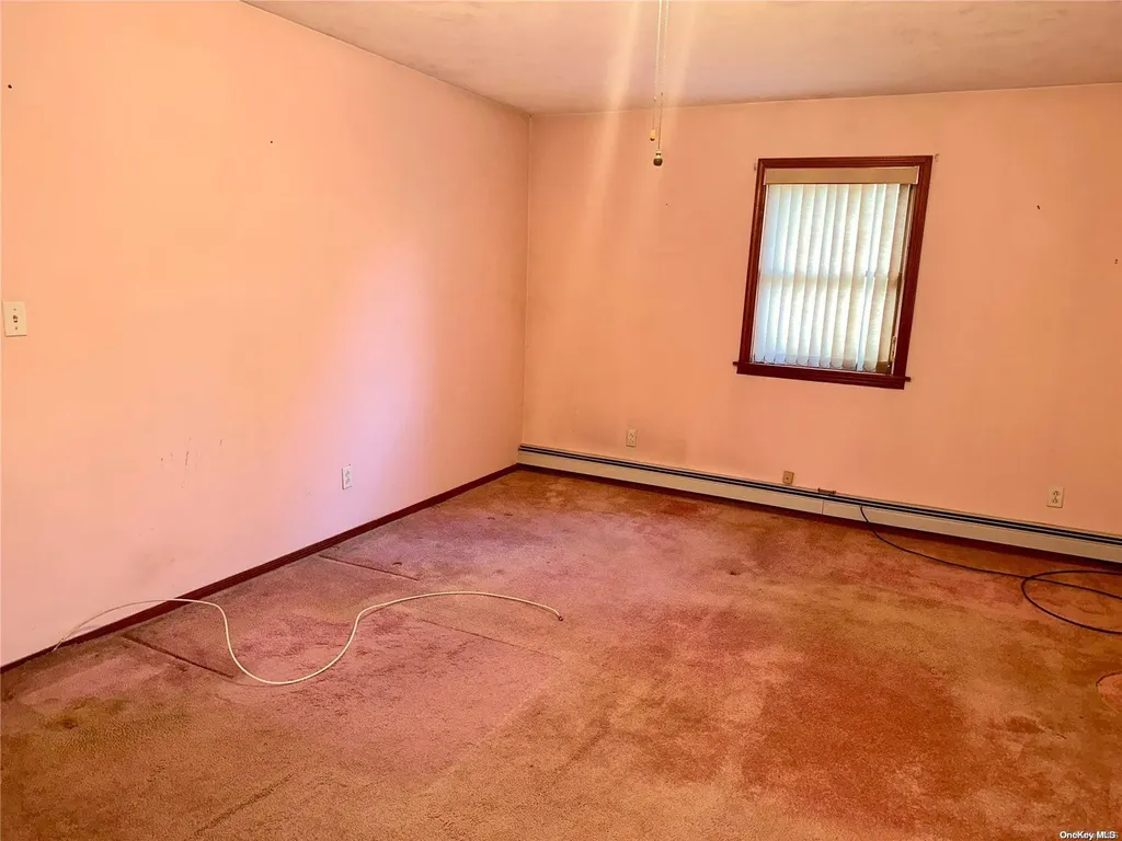 17 Summercress Lane Coram NY 11727