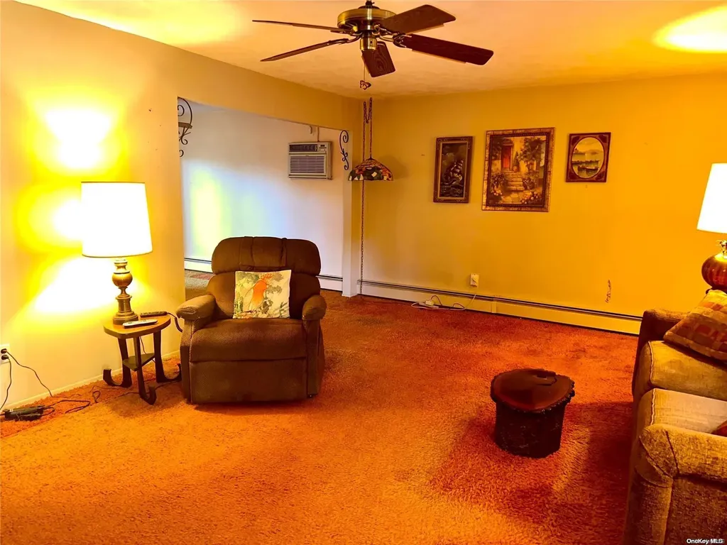 17 Summercress Lane Coram NY 11727