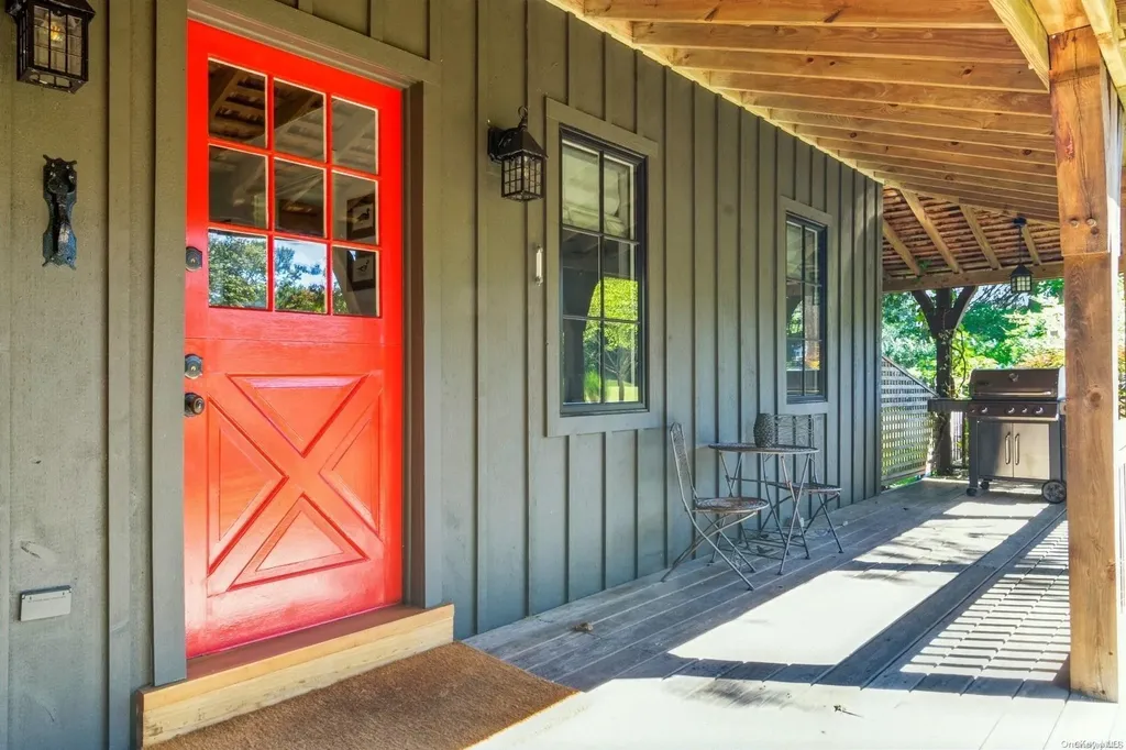 136 S Montauk Westhampton NY 11977