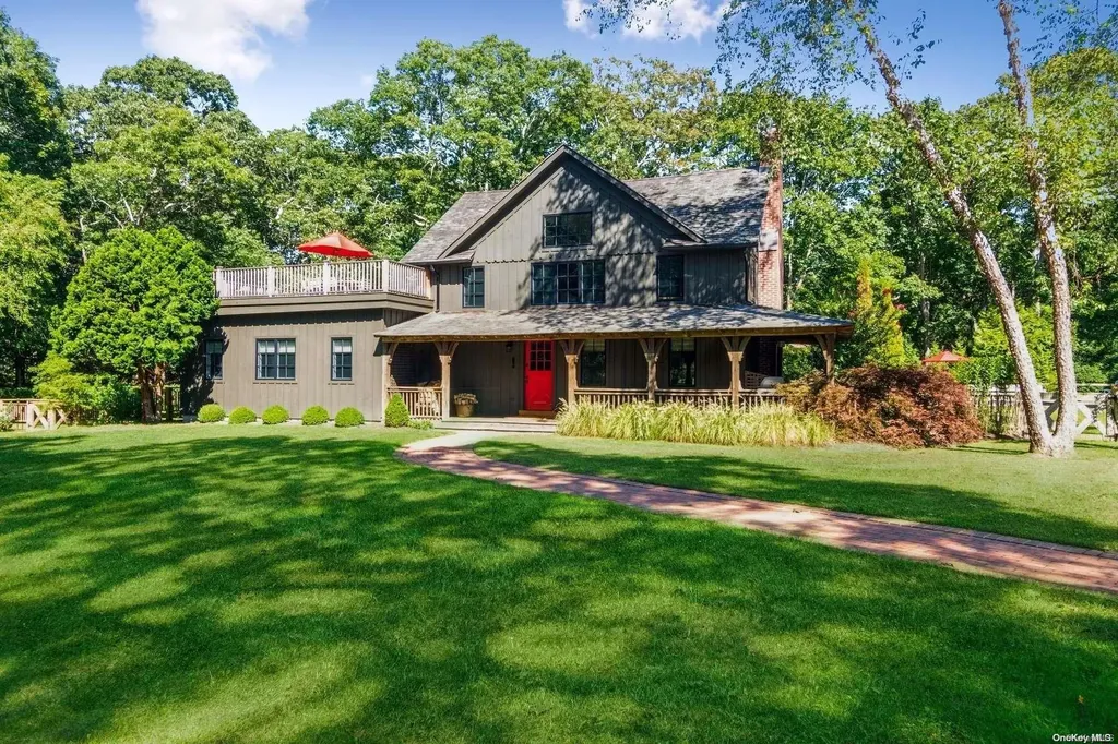 136 S Montauk Westhampton NY 11977