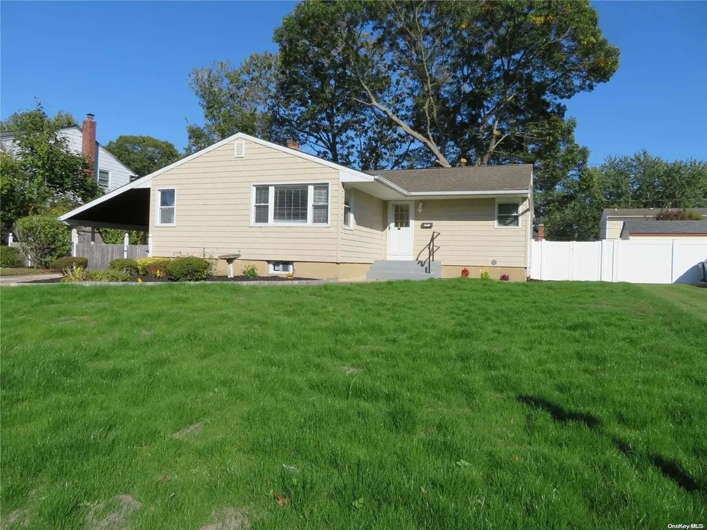 177 Tree Road Centereach NY 11720