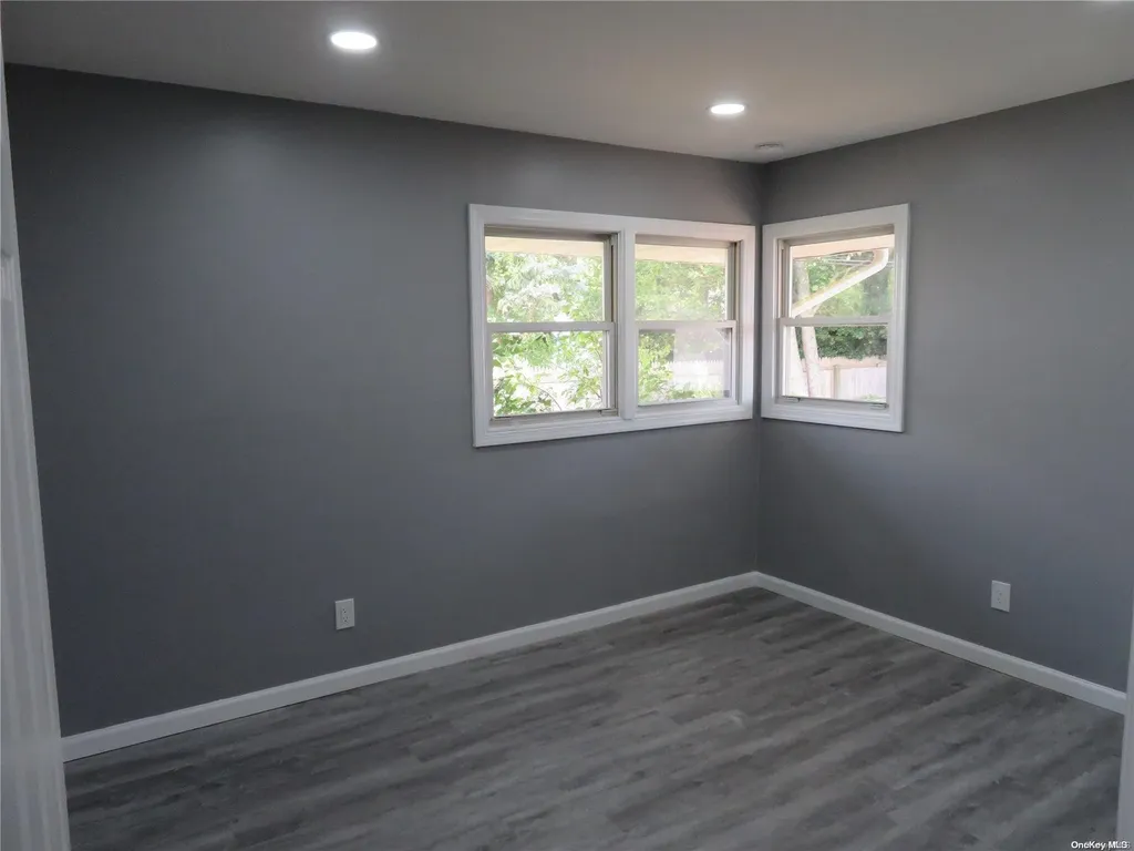 177 Tree Road Centereach NY 11720