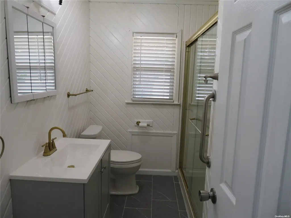177 Tree Road Centereach NY 11720