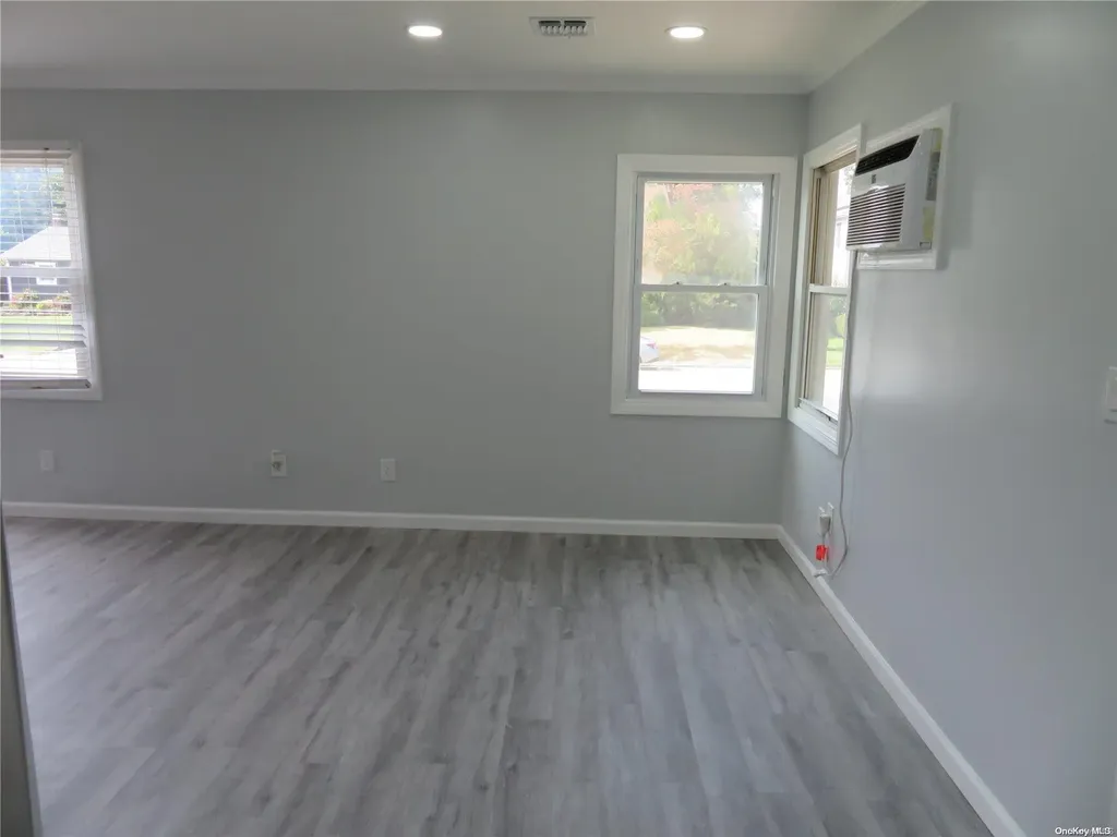 177 Tree Road Centereach NY 11720