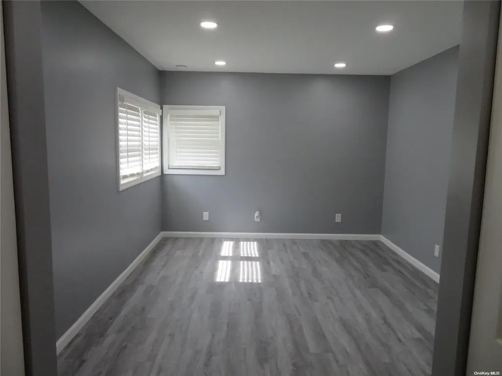 177 Tree Road Centereach NY 11720