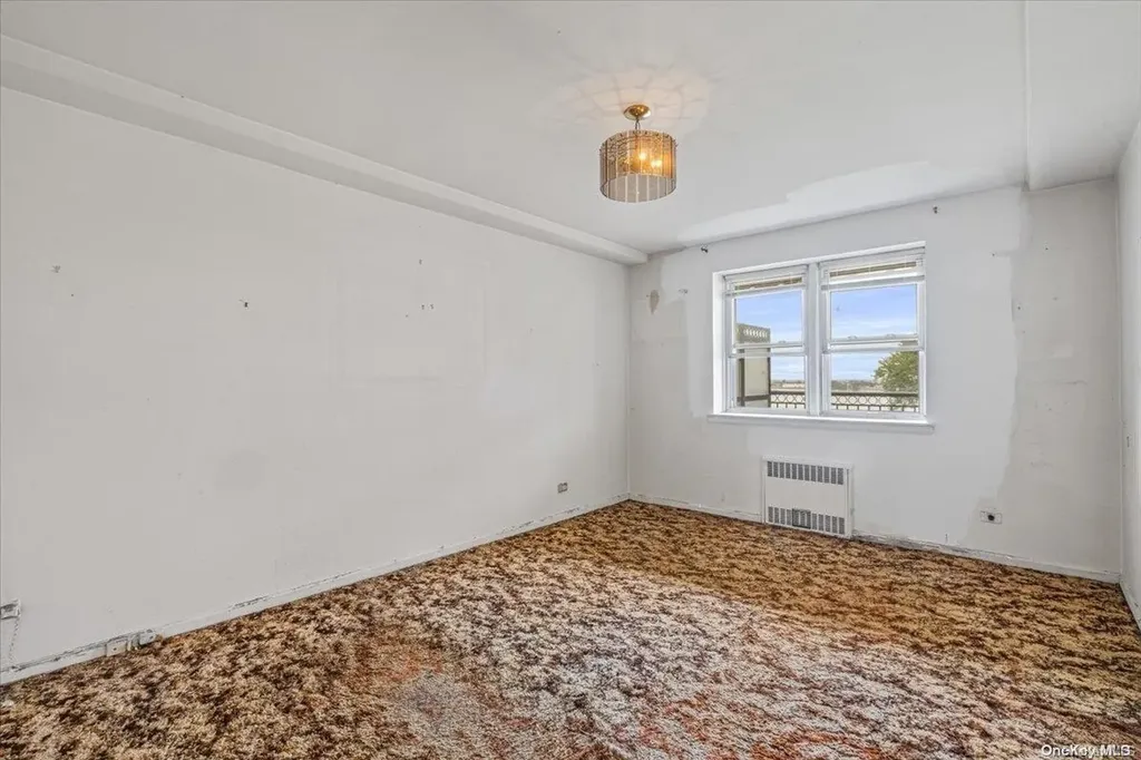 162-41 Powells Cove Boulevard Beechhurst NY 11357