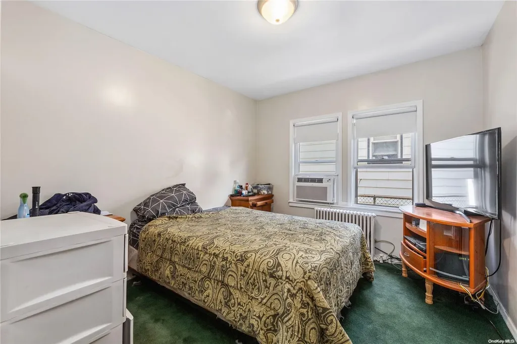 12 Elizabeth Avenue Hempstead NY 11550