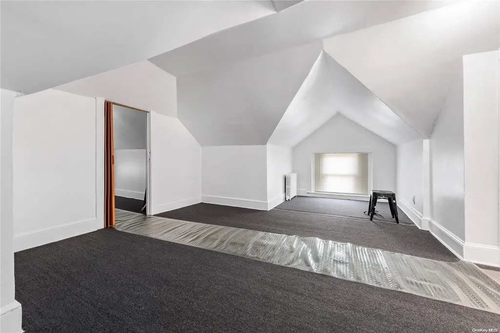 12 Elizabeth Avenue Hempstead NY 11550