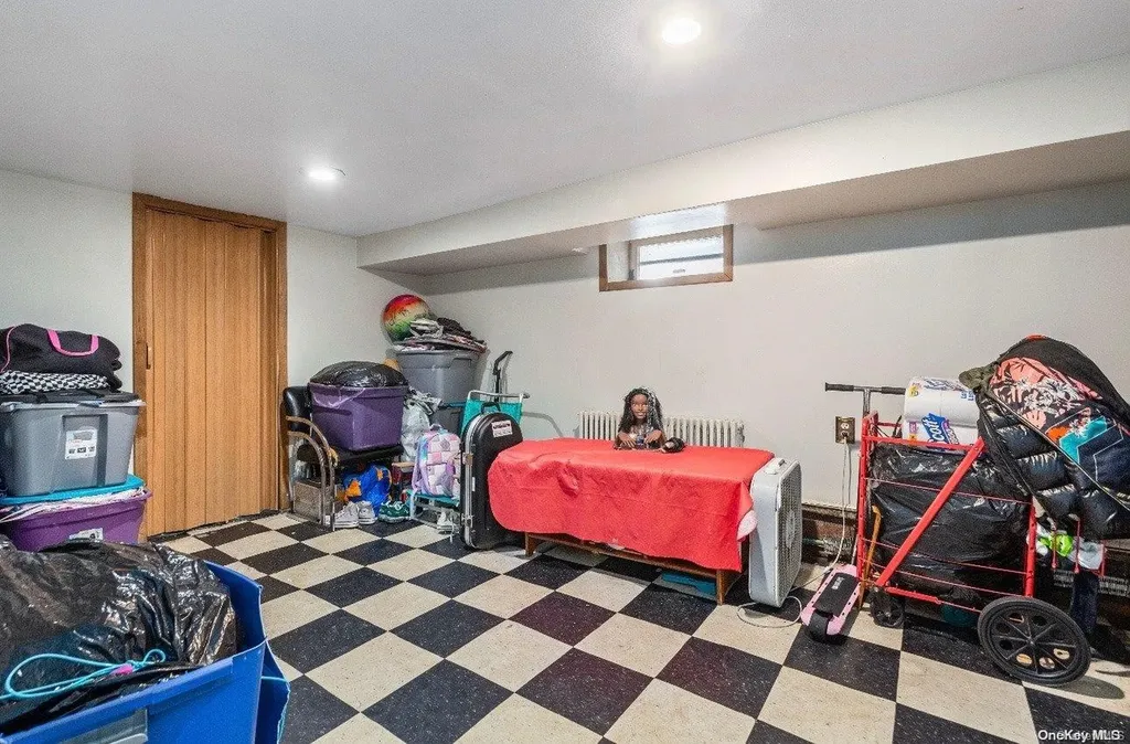 12 Elizabeth Avenue Hempstead NY 11550