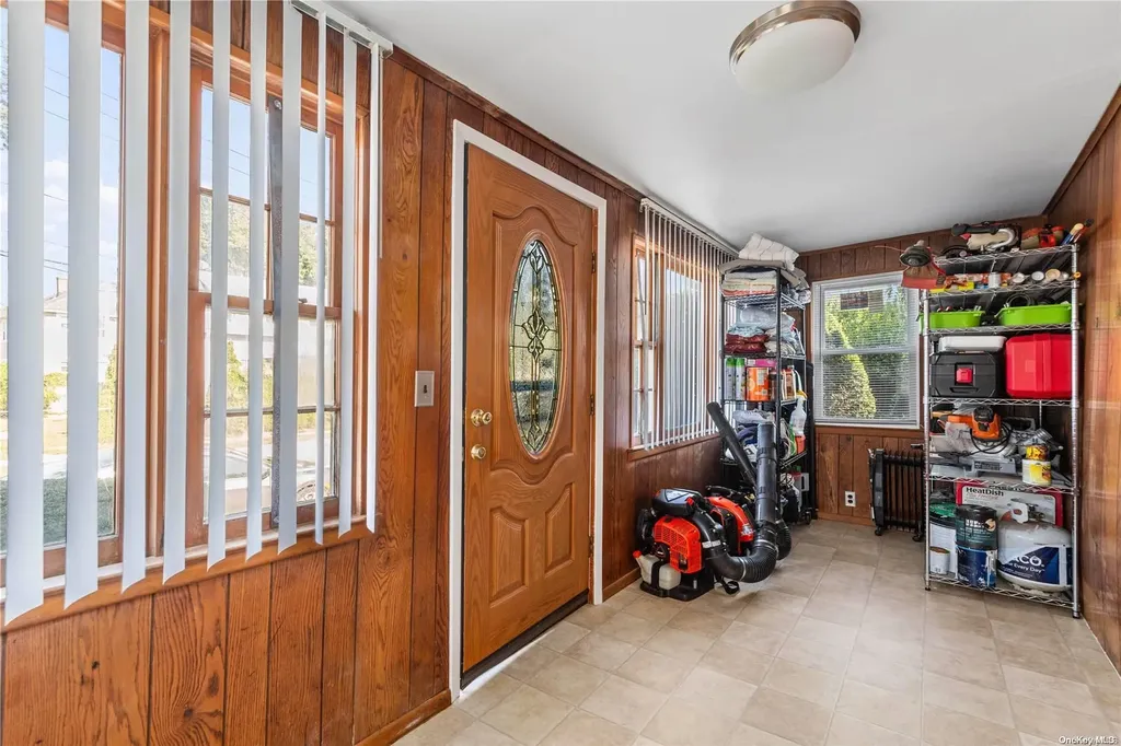 12 Elizabeth Avenue Hempstead NY 11550