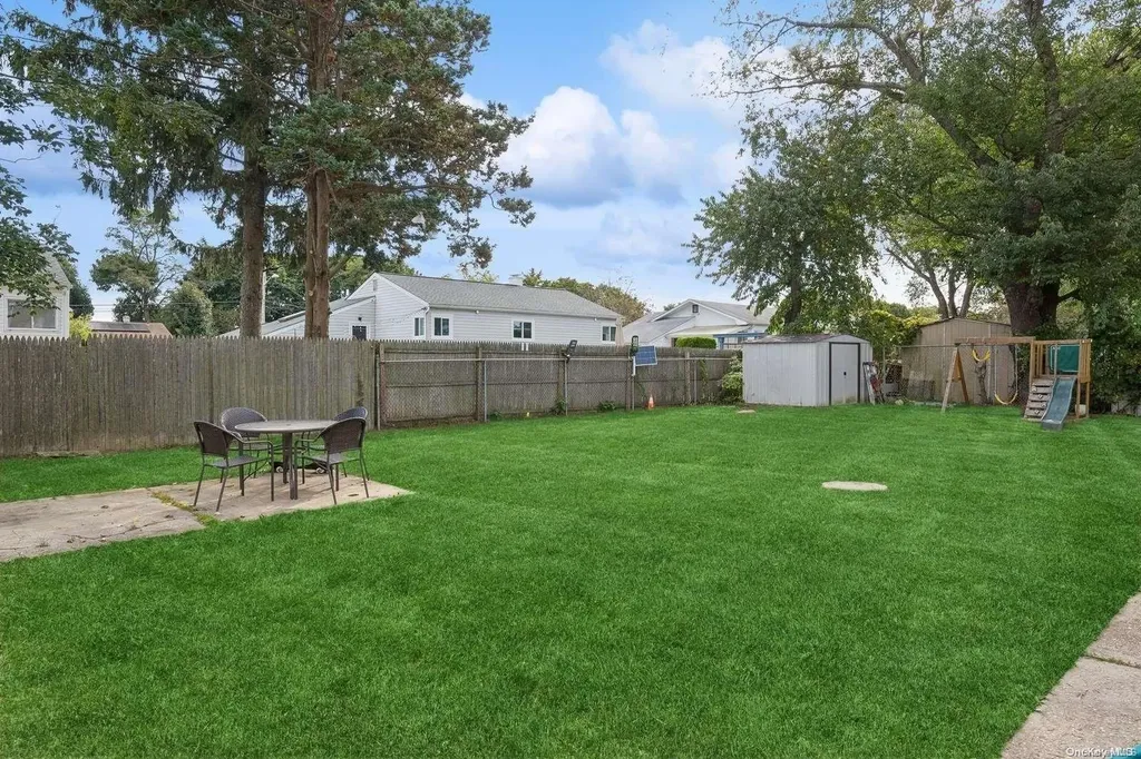 48 Ash Street Central Islip NY 11722