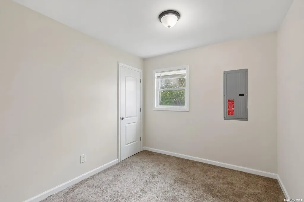 48 Ash Street Central Islip NY 11722