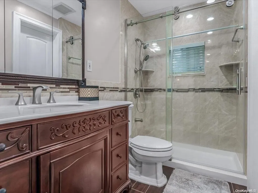 536 Lucille Avenue Elmont NY 11003