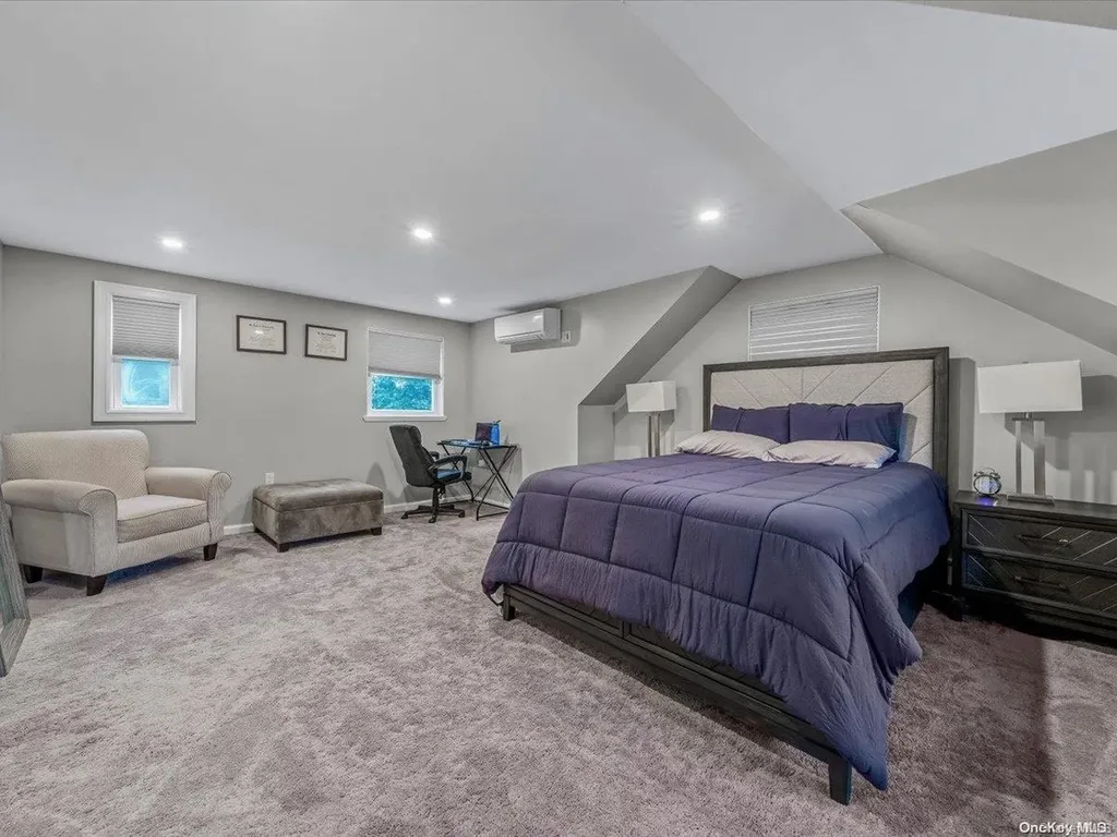 536 Lucille Avenue Elmont NY 11003
