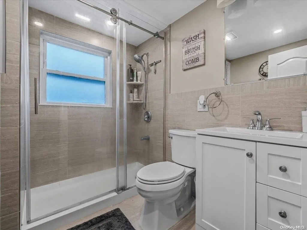 536 Lucille Avenue Elmont NY 11003