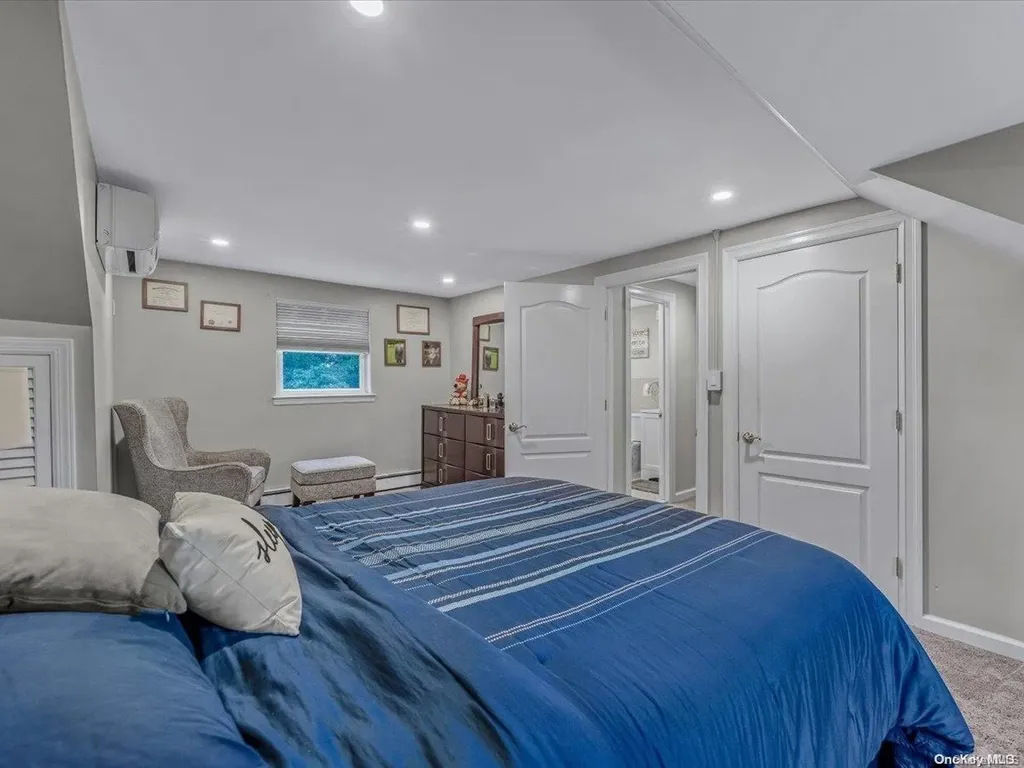 536 Lucille Avenue Elmont NY 11003