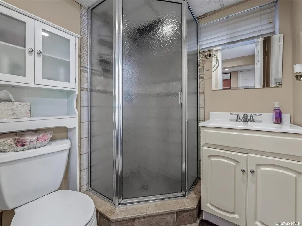 536 Lucille Avenue Elmont NY 11003