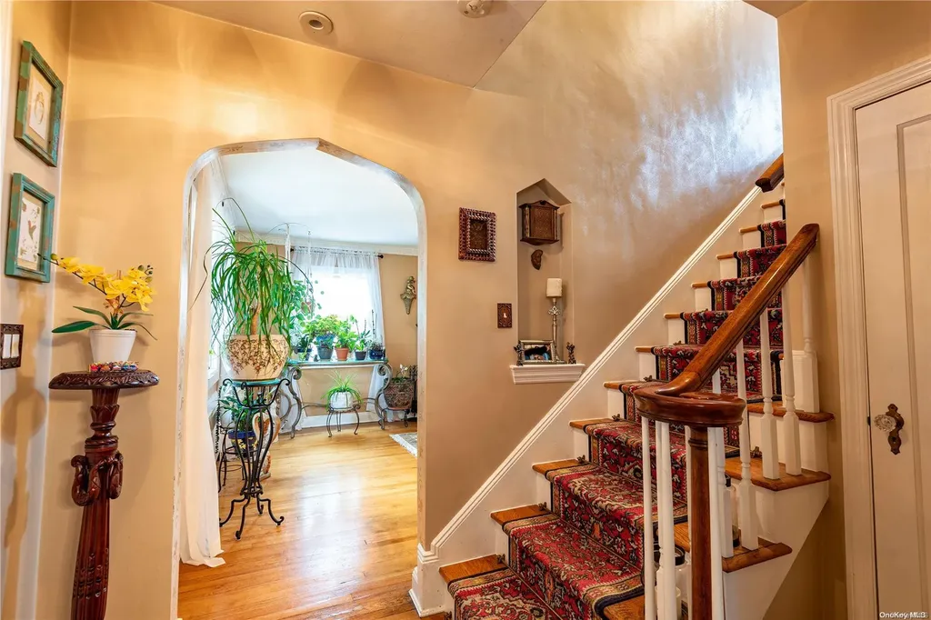 103 Arden Boulevard West Hempstead NY 11552